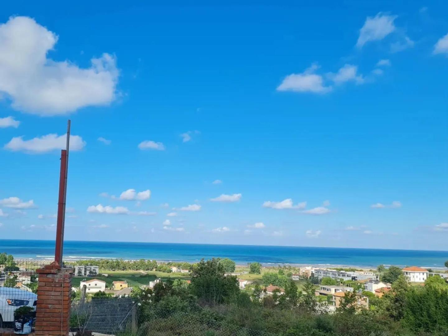 Sol Apartments Gjiri Lalzit Дуррес Экстерьер фото